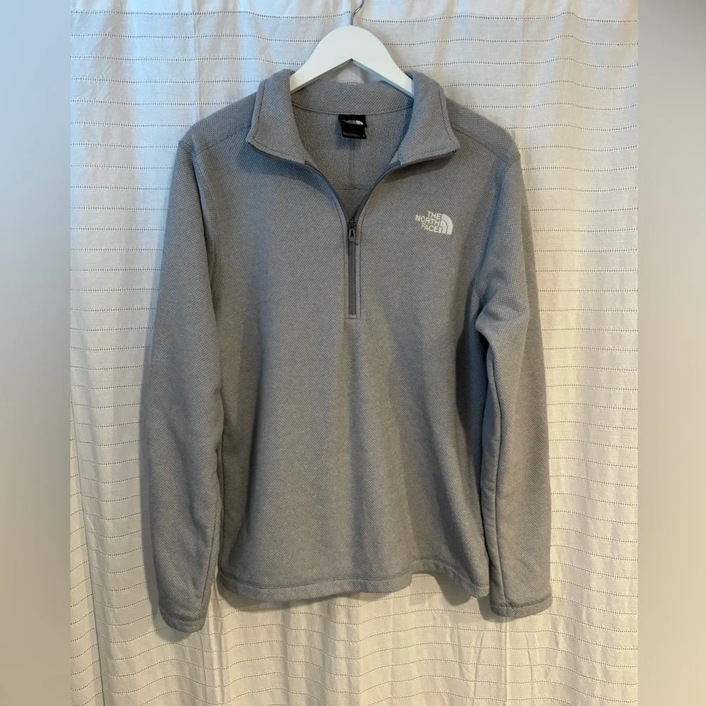 The North Face Men's/Unixex Gray Half Zip Fleece Sweater Size Medium